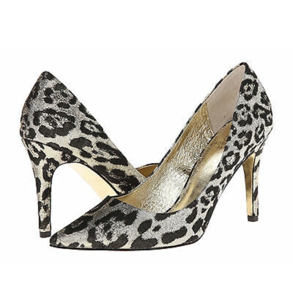 🌼 Adrianna Papell Metallic Animal Pumps
